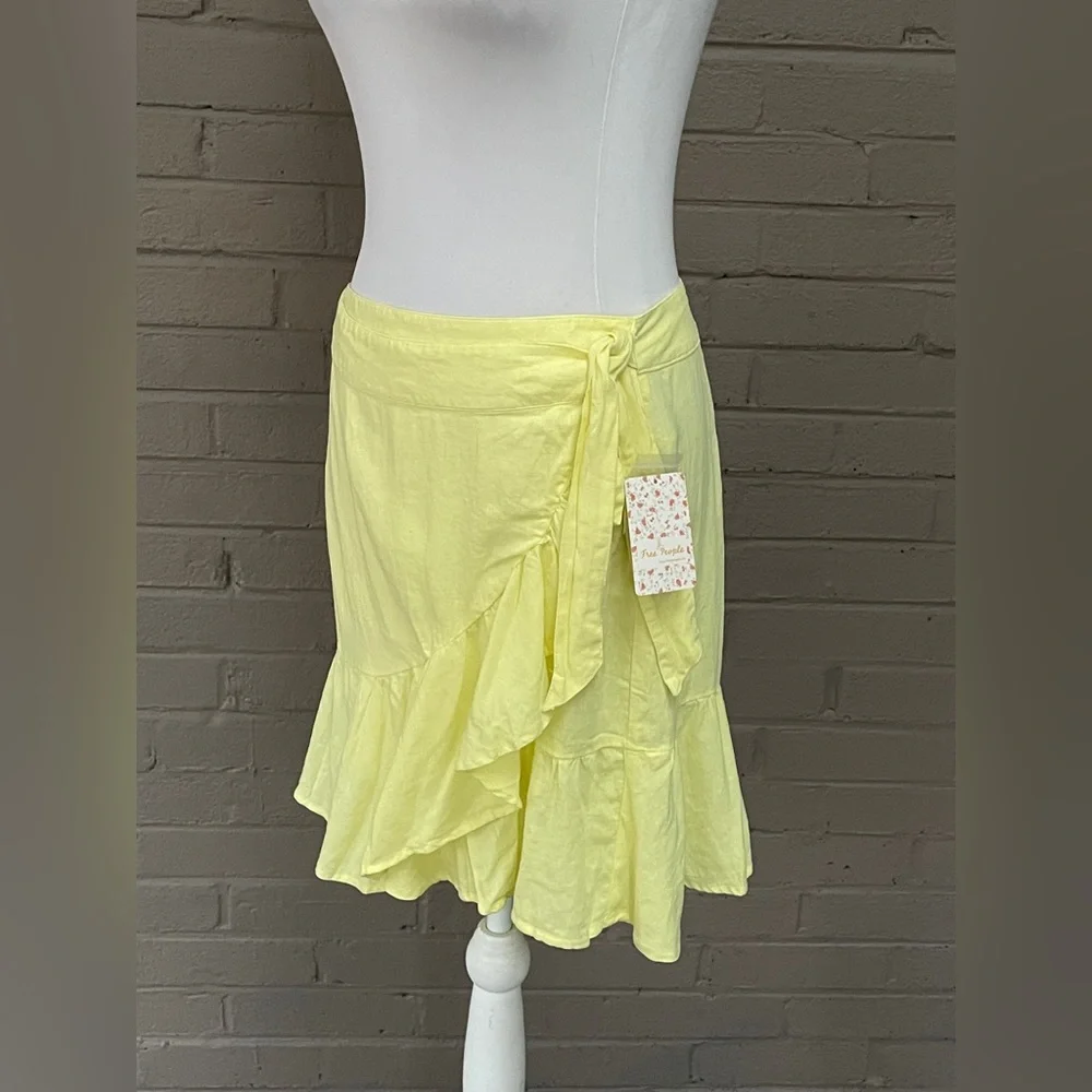 Free People  NWT   Linen Blend Yellow Wrap Skirt  10